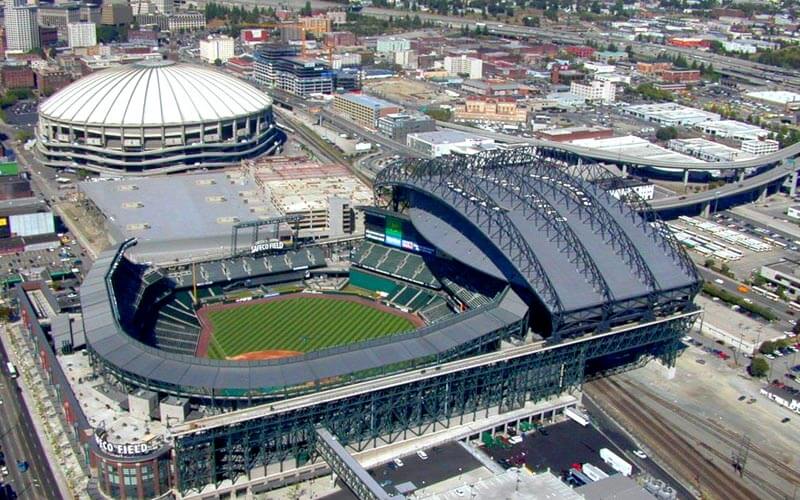 哈兰德双响,曼城险胜布,伦特福德,广州赛马场,广州赛马,赛马赛事,马术资讯